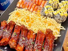 -豚妈妈汤饭·部队锅(南京东路店)