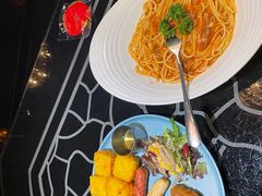 -K+全国连锁KTV(绿地缤纷天地店)