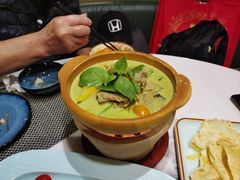 -蕉叶·泰国歌舞风情(世贸店)