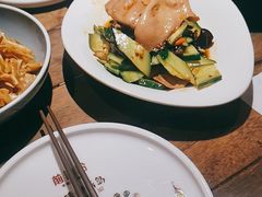 -前海沿·青岛菜(大拇指广场石老人店)