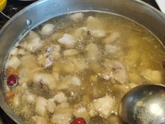 -一席地·本地鸡窝·杭帮鸡火锅(萧山银隆百货店)