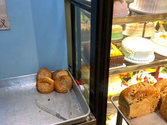 -宏发红西饼屋(天津路店)