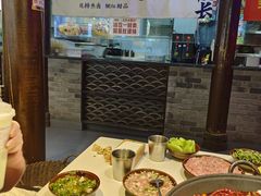-卤校长老火锅(杨家坪直营店)