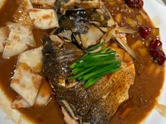 悦融鱼头泡饼-悦融琥珀·京鲁菜·海味珍品(西单店)