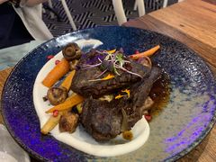 -FLOVIE FLORIST CAFE