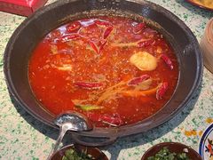 -鸿姐老火锅(疁城新天地店)