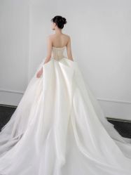 -LAFINE 兰斐婚纱礼服馆
