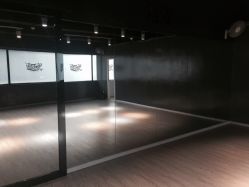 -YASAKI国际舞蹈中心