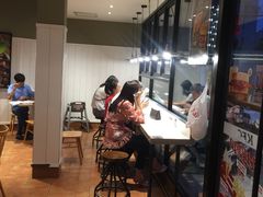 -肯德基(洛川店)