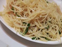 -鲁南仔·滕州炒鸡(经三路店)