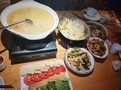 -滇铺子·云南特色菜·鲜花野菜季(东风东路c86店)