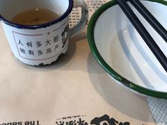 -刘姐啤酒鱼民族演艺餐厅(西街总店)