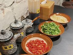 -老酉火锅(阳明古镇店)