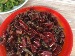 -十一街苍蝇馆子转经消江湖菜(九眼桥十一街店)