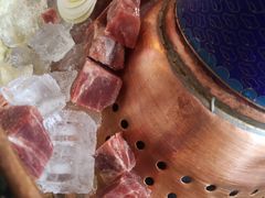 -毛辣果·贵州红酸汤牛肉火锅(西单店)