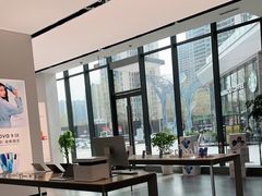 -华为授权体验店(龙湖礼嘉天街)