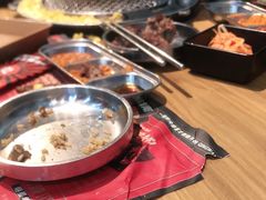 -青瓦炭韩潮烤肉(花园道店)