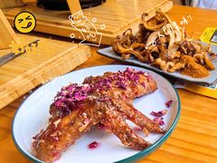 -勺子米线·云南传统小吃市集(四方街店)