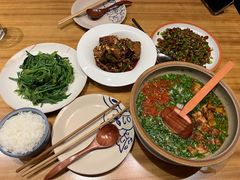 -山茶云南菜(永安里店)