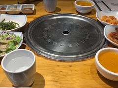 -唯成•韩国炭火烤肉 유성고기