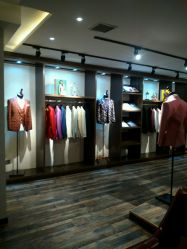 -优刻西服西装定制(金轮国际广场店)