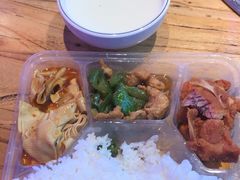 -山河屯铁锅炖·非遗铁锅炖(华强北店)