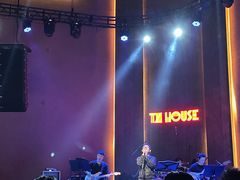 -TZ House音乐现场(来福士中心店)