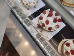 -花花卷卷·鲜食蛋糕(静安久光百货店)