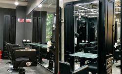 -Tipo Hair salon（明星）店