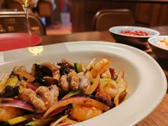 -肆海小川菜酒馆Wine Bistro (青年路店)