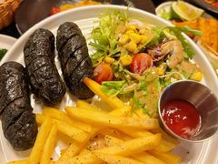 -mordew加州日记西餐&小酒馆(新天地店)