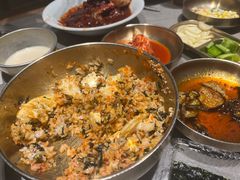 -草家酱蟹炭火烤肉店(珲春南路一店)