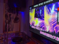 -莹乐迪量贩式KTV(祝桥店)