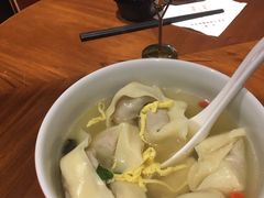 鸡汤黑松露馄饨-上海人家花樣年华(中山公园店)