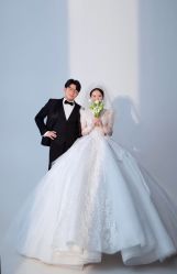 -Mu慕婚纱摄影·超级工作室