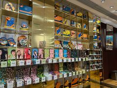 -VENCHI 闻绮(上海佛罗伦萨小镇店)