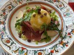 布拉塔芝士沙拉-杭州君悦酒店·青莳