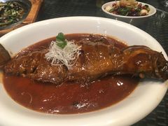 -老街坊美食汇(玉兰大街店)