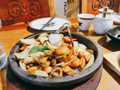 橄榄油三种蘑菇-九十九顶毡房(阜石路店)