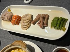 -HOMES上海本帮菜(襄阳公园店)