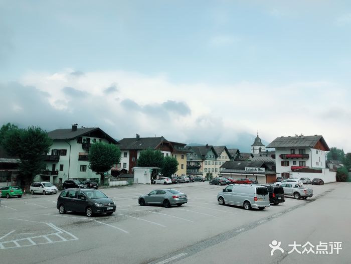 沃尔夫冈湖图片