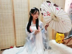 -汉仪华裳汉服馆(打浦桥店)