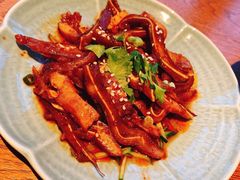 红油顺风耳-丽江金茂凯悦臻选酒店-滇香馆