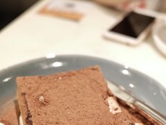 漏奶西士多-石板街港澳冰室(天环店)