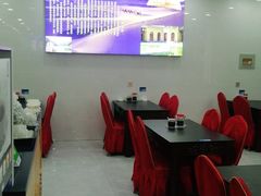 大堂-撒拉人家.酸菜牦牛肉火锅