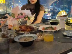 -Hi City·城市之巅