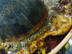 -超越炭火牛蛙火锅鸡(河东店)
