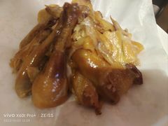 -头上红煨盐鸡·非遗院子餐厅