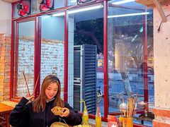 -四小区火锅·巷子里的重庆火锅(花照壁店)