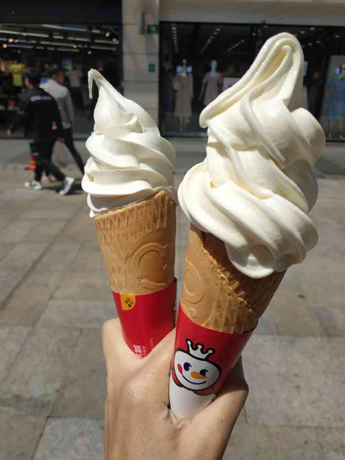 蜜雪冰城新鲜冰淇淋·茶飮(江桥万达店)